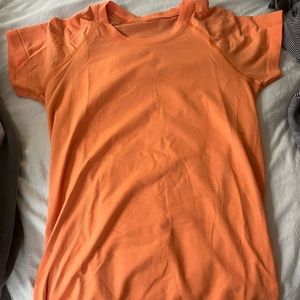 Lululemon Swiftly Tech Short-Sleeve shirt 2.0